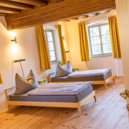 Bed and breakfast Schwarzes Haus 3*