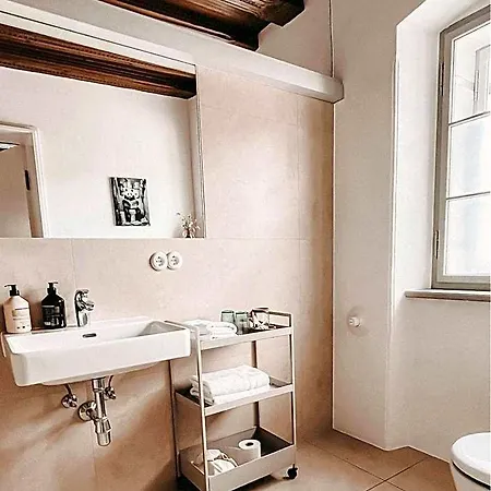 Bed and breakfast Schwarzes Haus 3*
